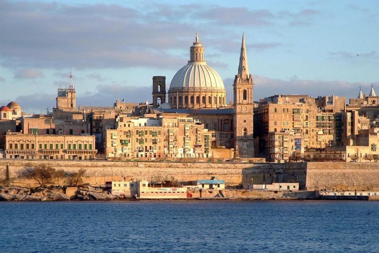 Deluxe Apartment With Valletta And Harbour Views Sliema Exterior foto